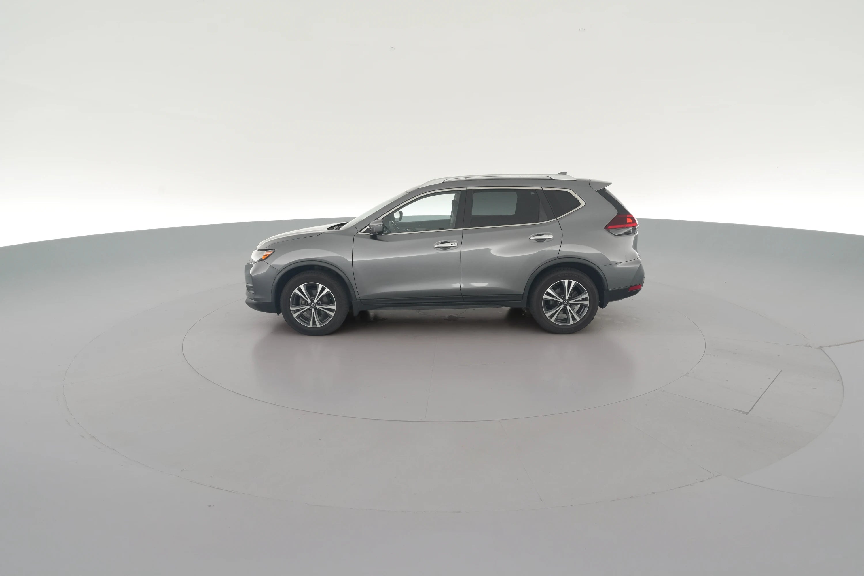 2019 Nissan Rogue  SV Sport Utility 4D